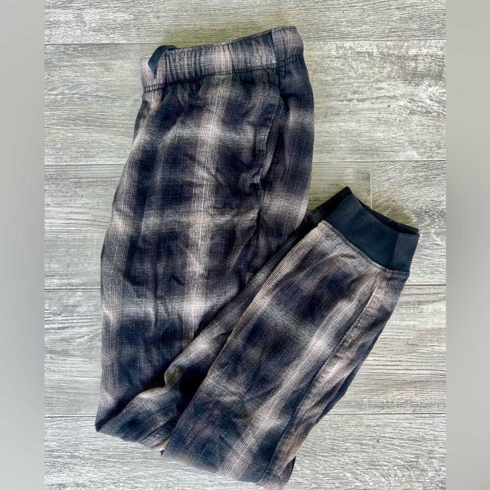 Plaid Men’s PJ Bottoms in Black and Gray